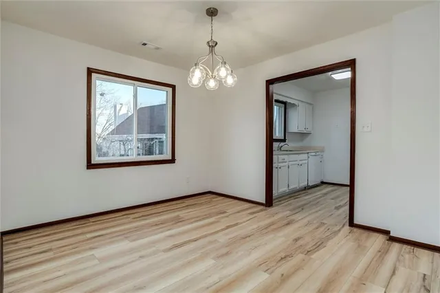 $275,000 | 3220 Creekwood Drive, Lawrence, KS 66049