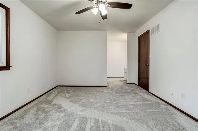 $275,000 | 3220 Creekwood Drive, Lawrence, KS 66049