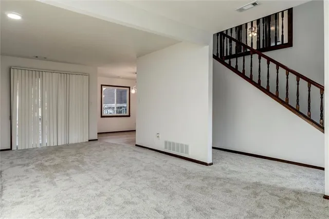 $275,000 | 3220 Creekwood Drive, Lawrence, KS 66049