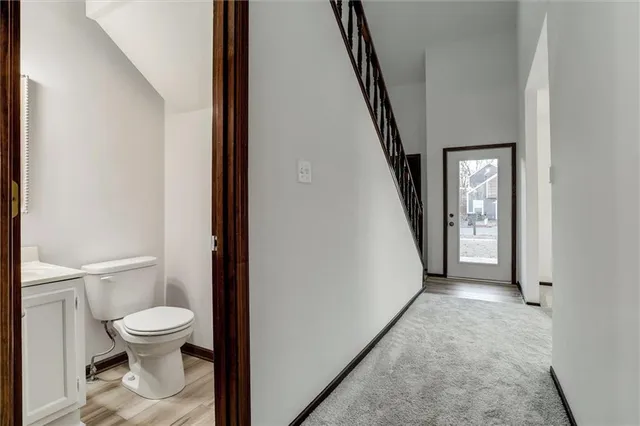 $275,000 | 3220 Creekwood Drive, Lawrence, KS 66049