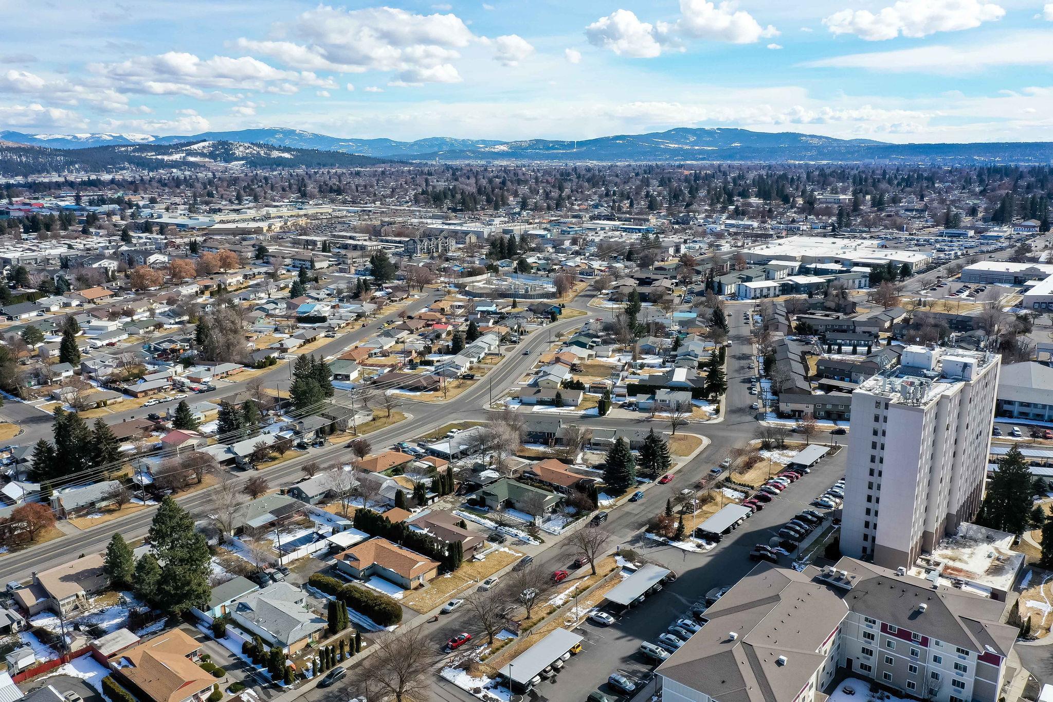 7004 North Wiscomb Street, Unit 7006 N WISCOMB Spokane, WA 99208 - Photo 31 of 35