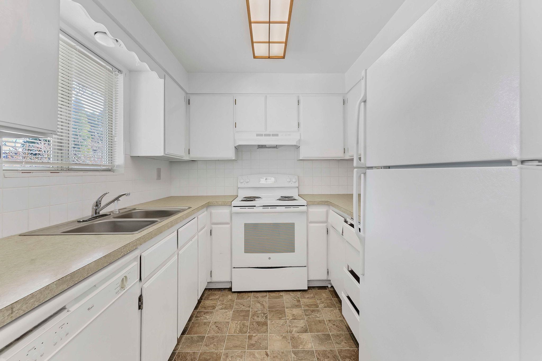 7004 North Wiscomb Street, Unit 7006 N WISCOMB Spokane, WA 99208 - Photo 9 of 35