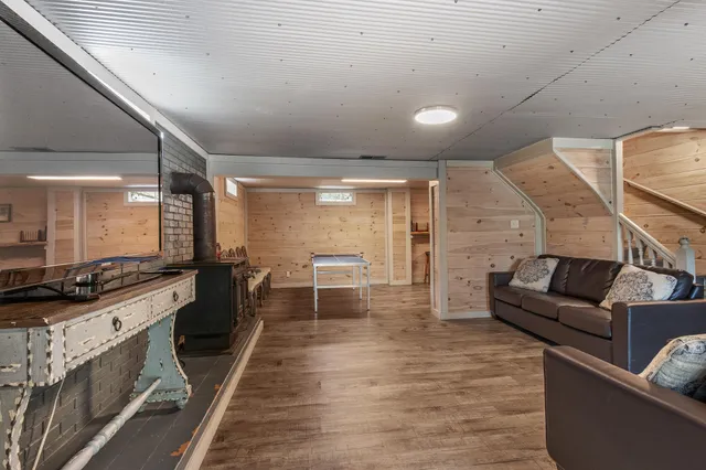 $499,900 | 1099 Red Cloud Road, Ten Mile, TN 37880