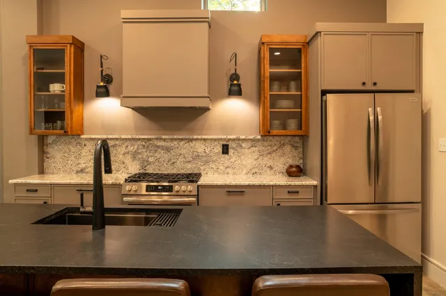 $3,500 | 612 West 8th Avenue, Tallahassee, FL 32303