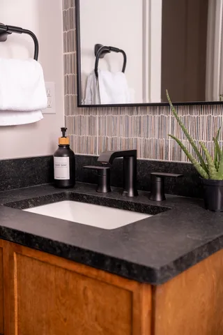 $3,500 | 612 West 8th Avenue, Tallahassee, FL 32303