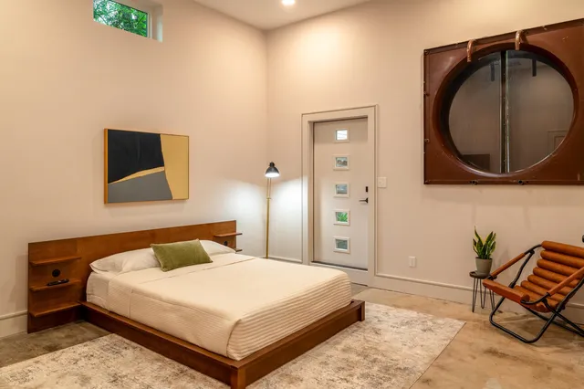 $3,500 | 612 West 8th Avenue, Tallahassee, FL 32303