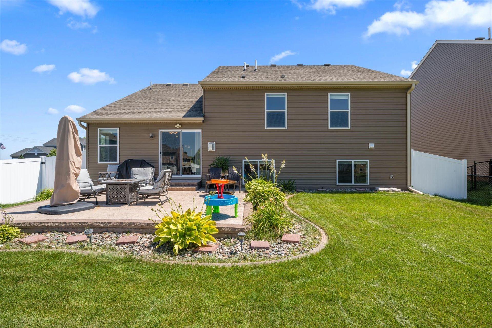 13772 Apollo Way Rosemount, MN 55068 - Photo 25 of 34