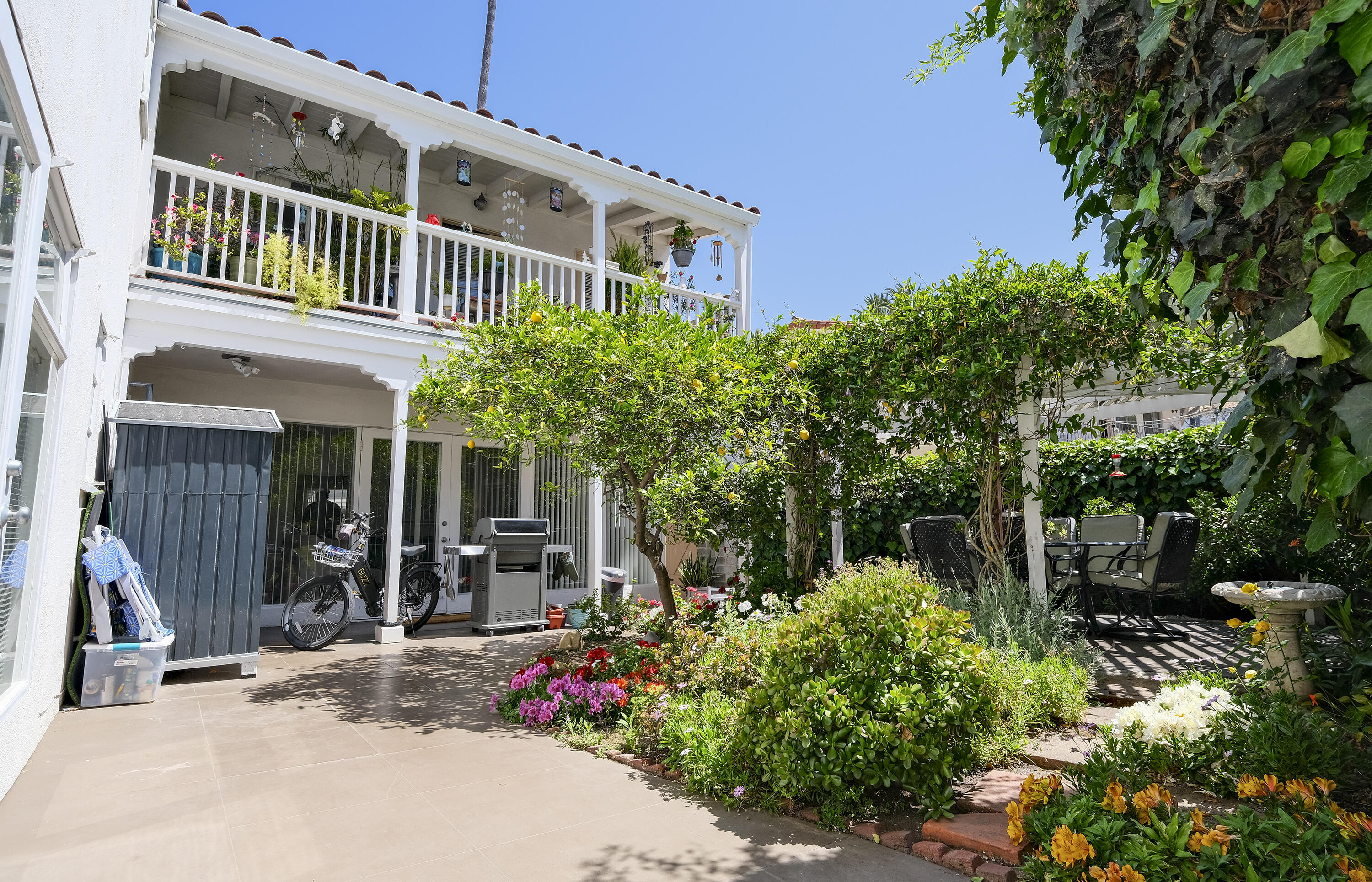 111 Chapala Street Santa Barbara, CA 93101 - Photo 16 of 28 Patio area of 2-bedroom unit