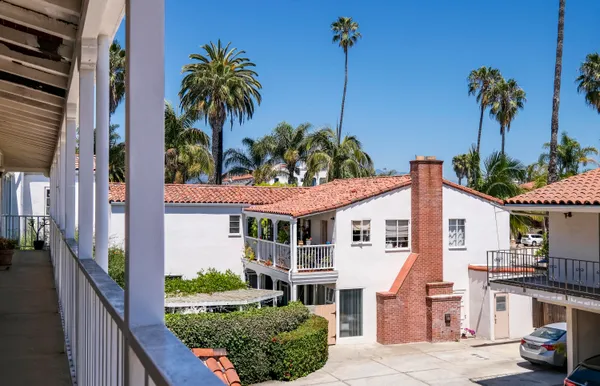 $10,500,000 | 111 Chapala Street, Santa Barbara, CA 93101
