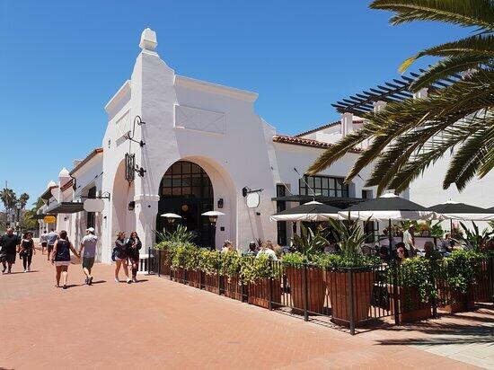 111 Chapala Street Santa Barbara, CA 93101 - Photo 20 of 28 Californian hotel 1 block away