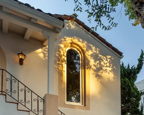 $11,900,000 | 111 Chapala Street, Santa Barbara, CA 93101