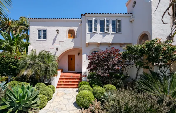 $10,500,000 | 111 Chapala Street, Santa Barbara, CA 93101