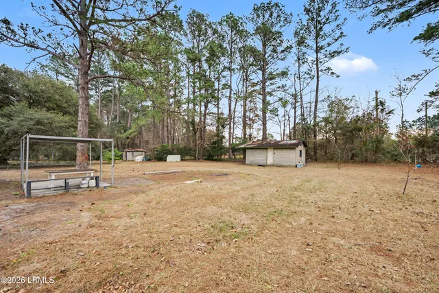 $423,500 | 808 Old House Road, Ridgeland, SC 29936