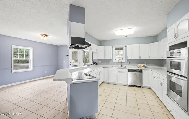 $423,500 | 808 Old House Road, Ridgeland, SC 29936