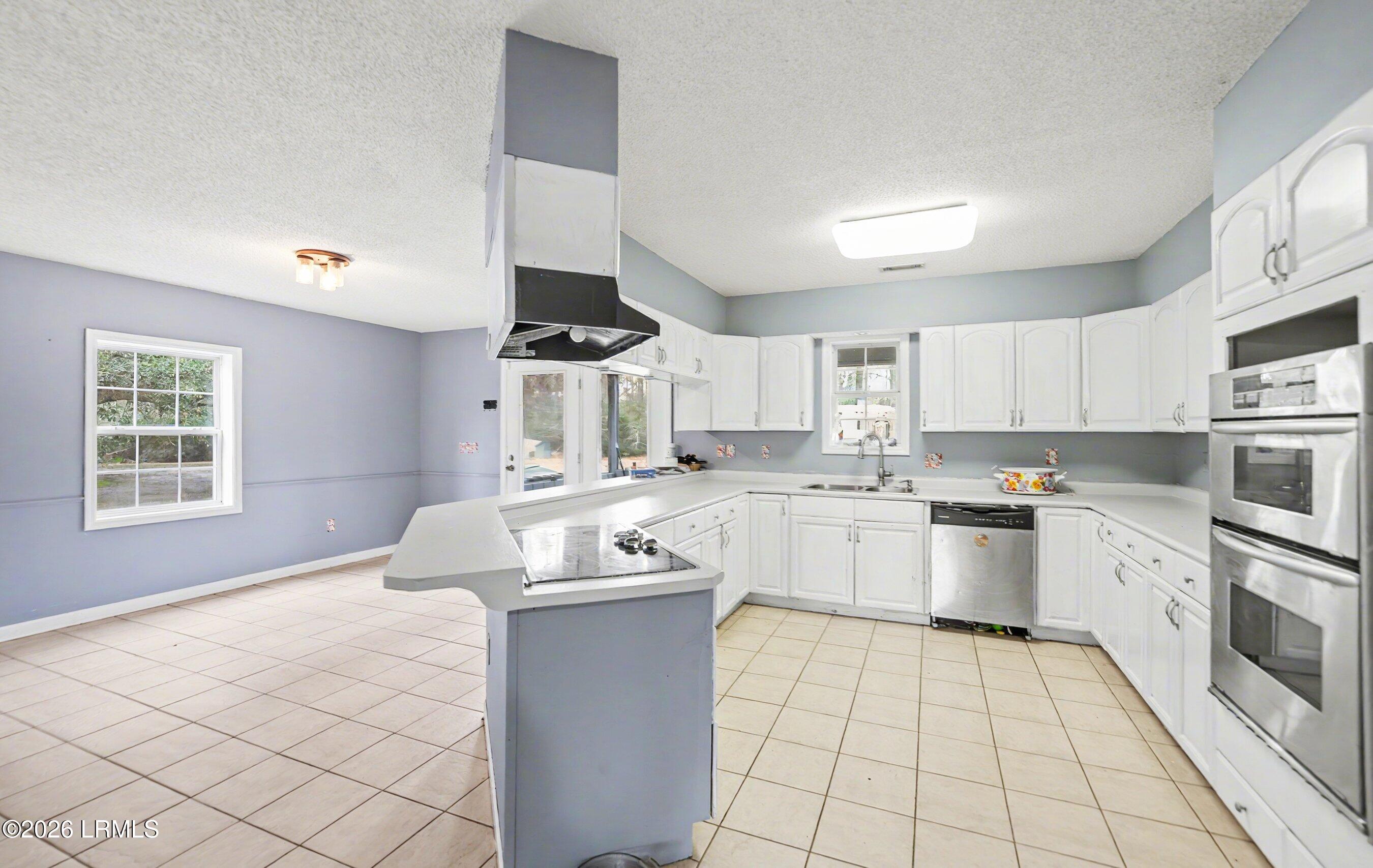 808 Old House Road Ridgeland, SC 29936 - Photo 9 of 27 DSC07441-50-1.jpg-SMALL