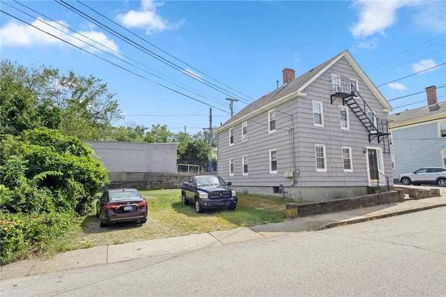 $1,800,000 | 134 Duke Street, East Greenwich, RI 02818