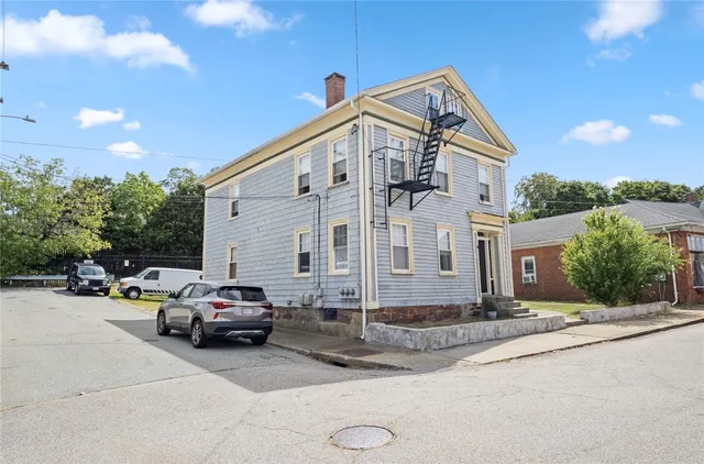 $1,800,000 | 134 Duke Street, East Greenwich, RI 02818