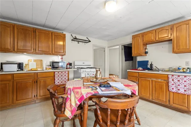 $1,800,000 | 134 Duke Street, East Greenwich, RI 02818