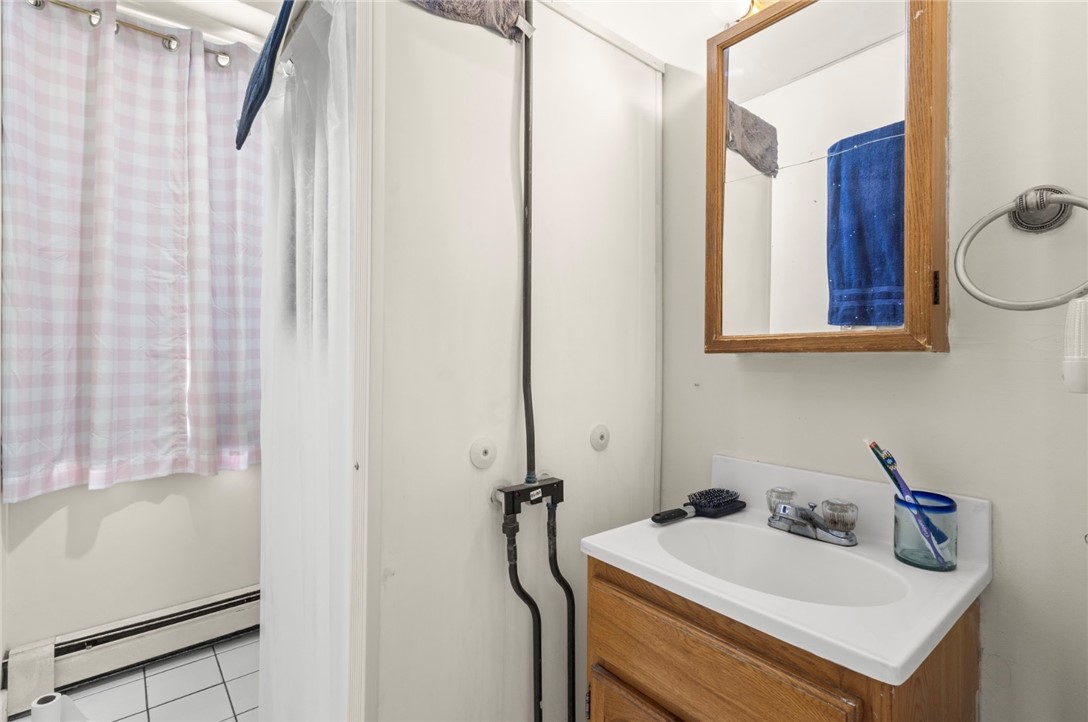 134 Duke Street East Greenwich, RI 02818 - Photo 24 of 36