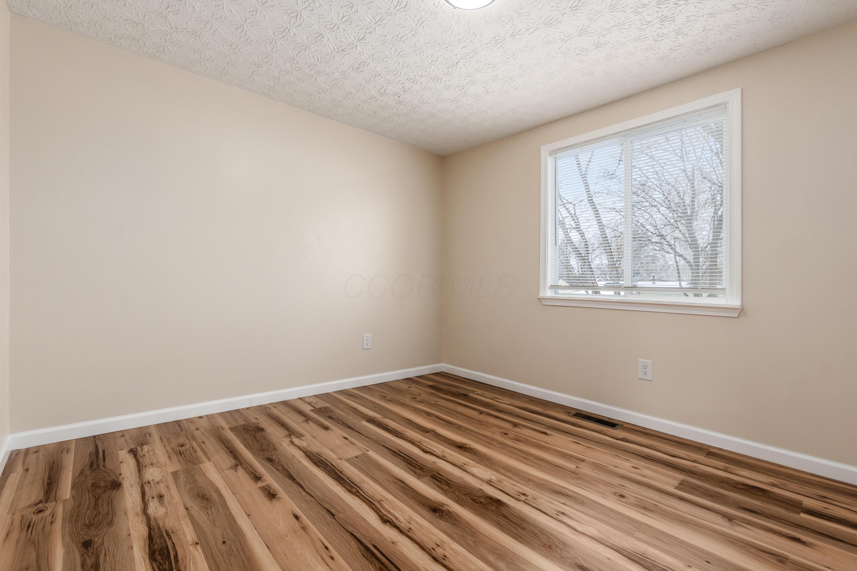 3586 Alkire Road Columbus, OH 43223 - Photo 25 of 68 i_3586_Alkire_060