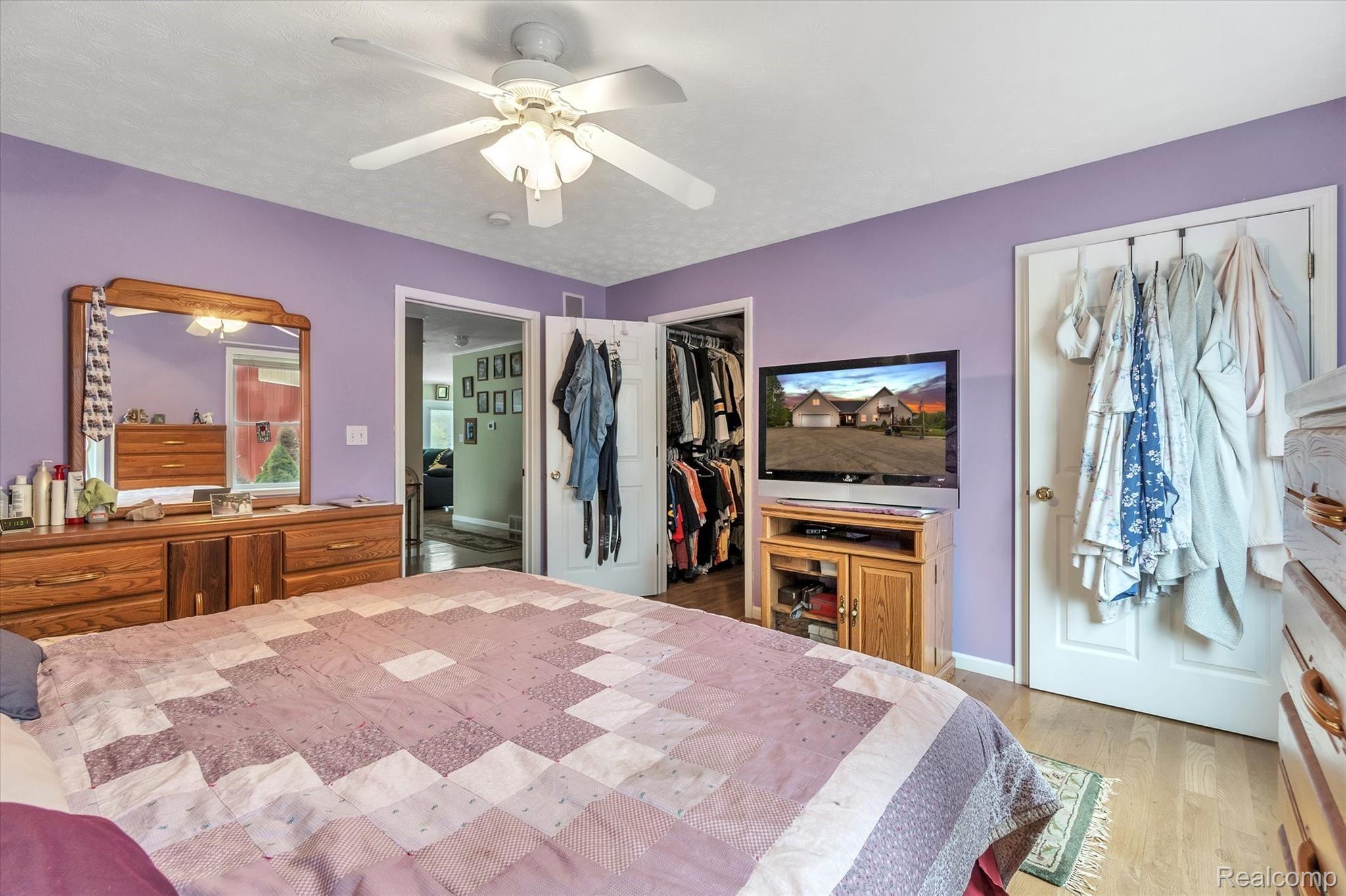 5380 Riverview Road Gladwin, MI 48624 - Photo 25 of 53 26-5380-Riverview-Rd-Gladwin-MI-48624-WindowStill-Real-Estate-Photography-26.jpg