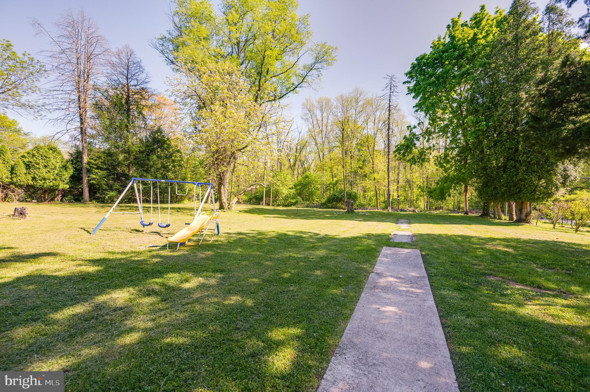 2355 River Road Reading, PA 19605 - Photo 30 of 35