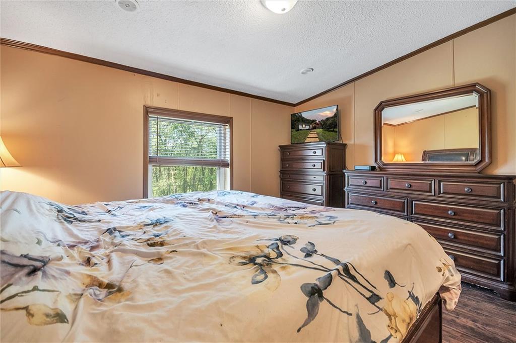 98 McCarrell Road Hickory, PA 15340 - Photo 17 of 25 Gallery Image 17