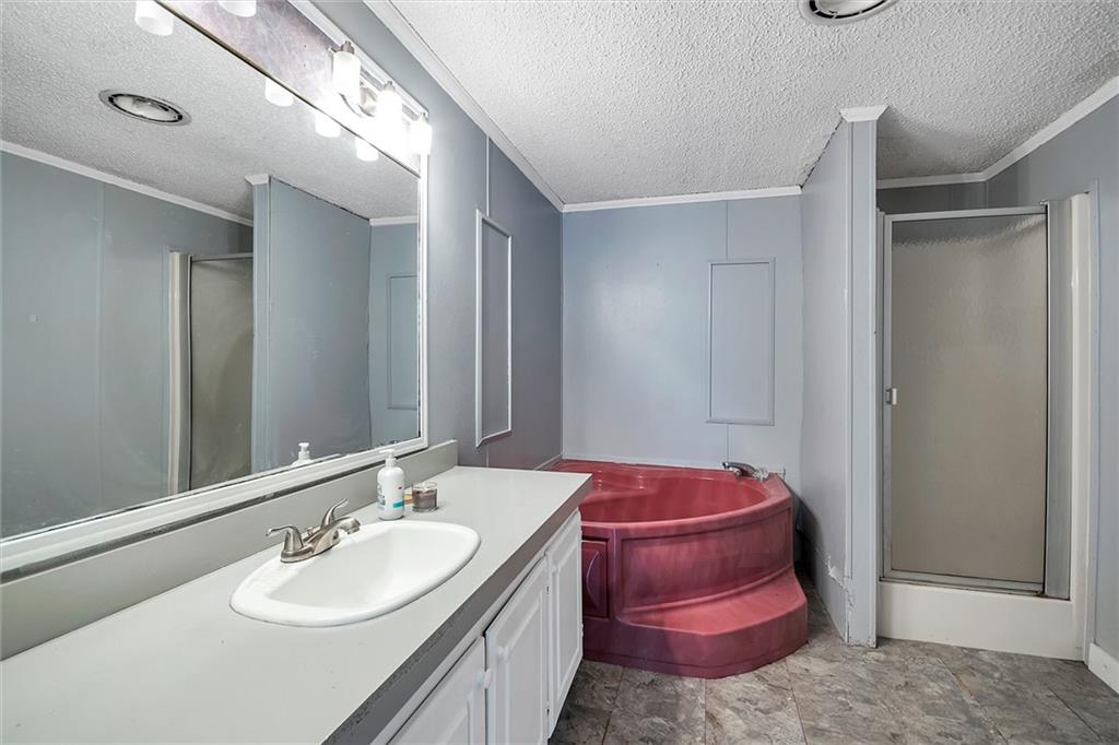 98 McCarrell Road Hickory, PA 15340 - Photo 19 of 25 Gallery Image 19