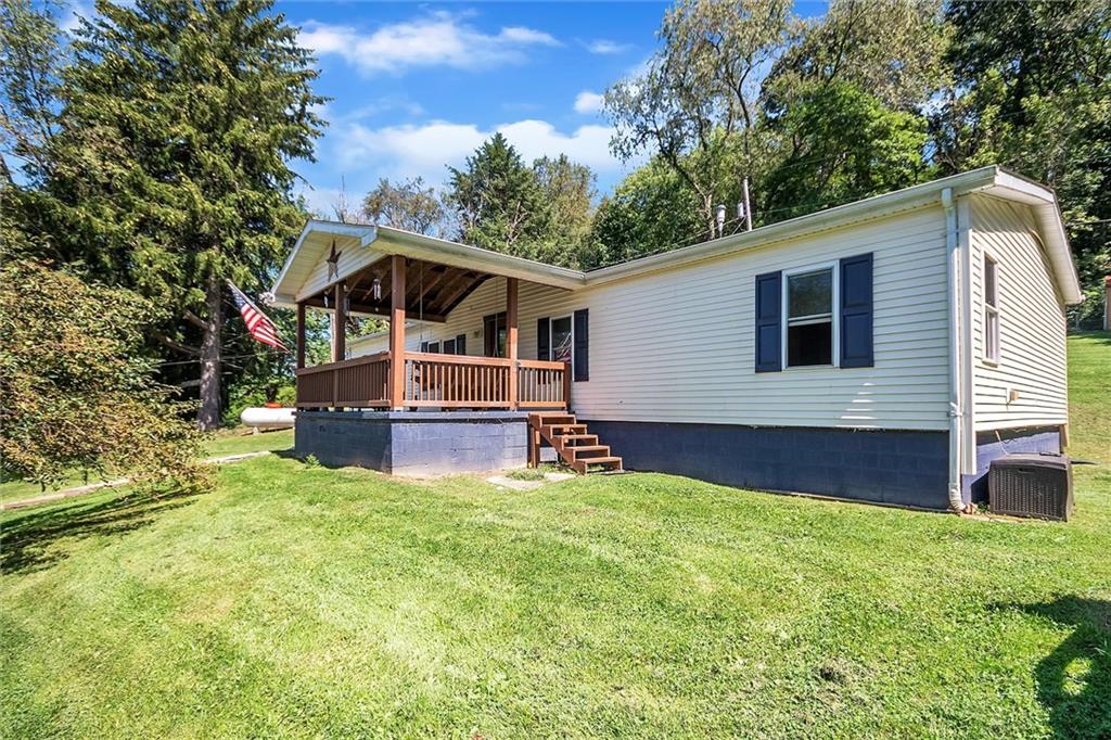 98 McCarrell Road Hickory, PA 15340 - Photo 3 of 25 Gallery Image 3