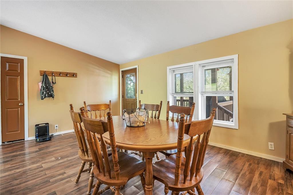 98 McCarrell Road Hickory, PA 15340 - Photo 5 of 25 Gallery Image 5