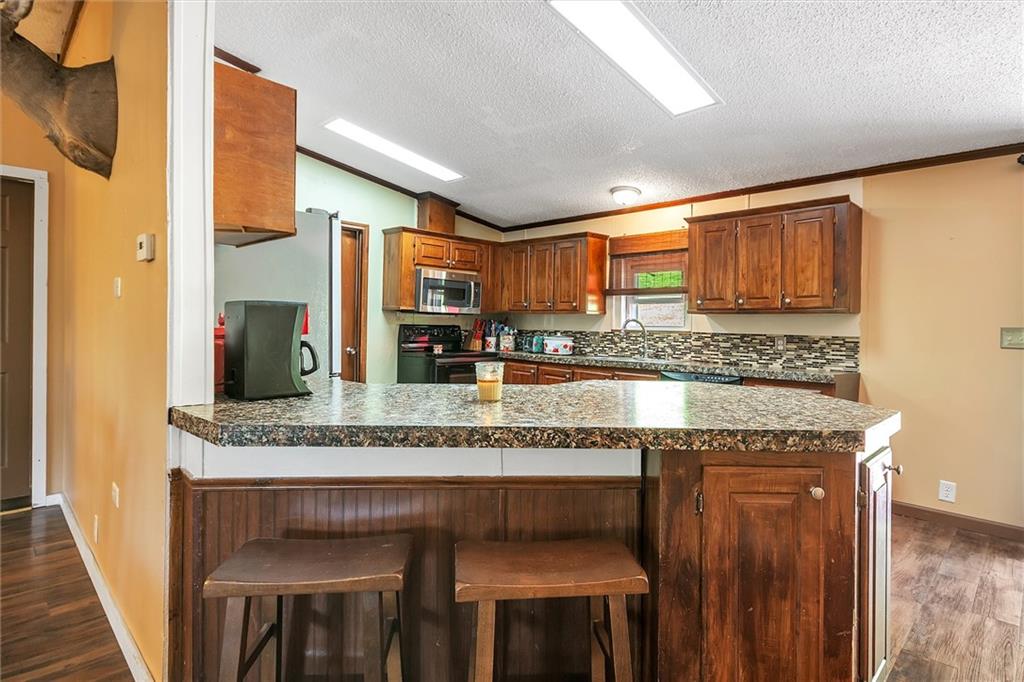 98 McCarrell Road Hickory, PA 15340 - Photo 9 of 25 Gallery Image 9