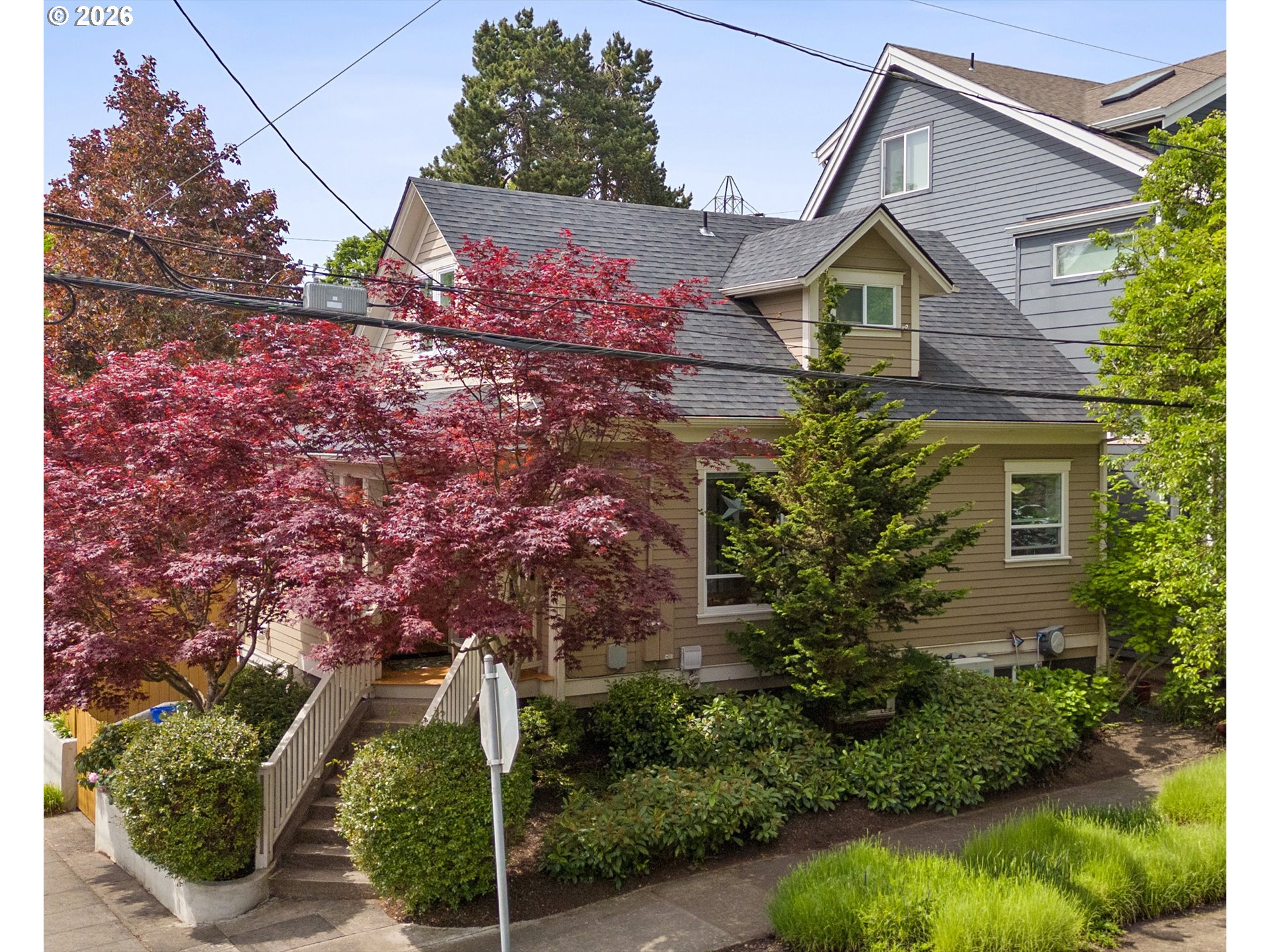 537 Southeast Spokane Street Portland, OR 97202 - Photo 1 of 48