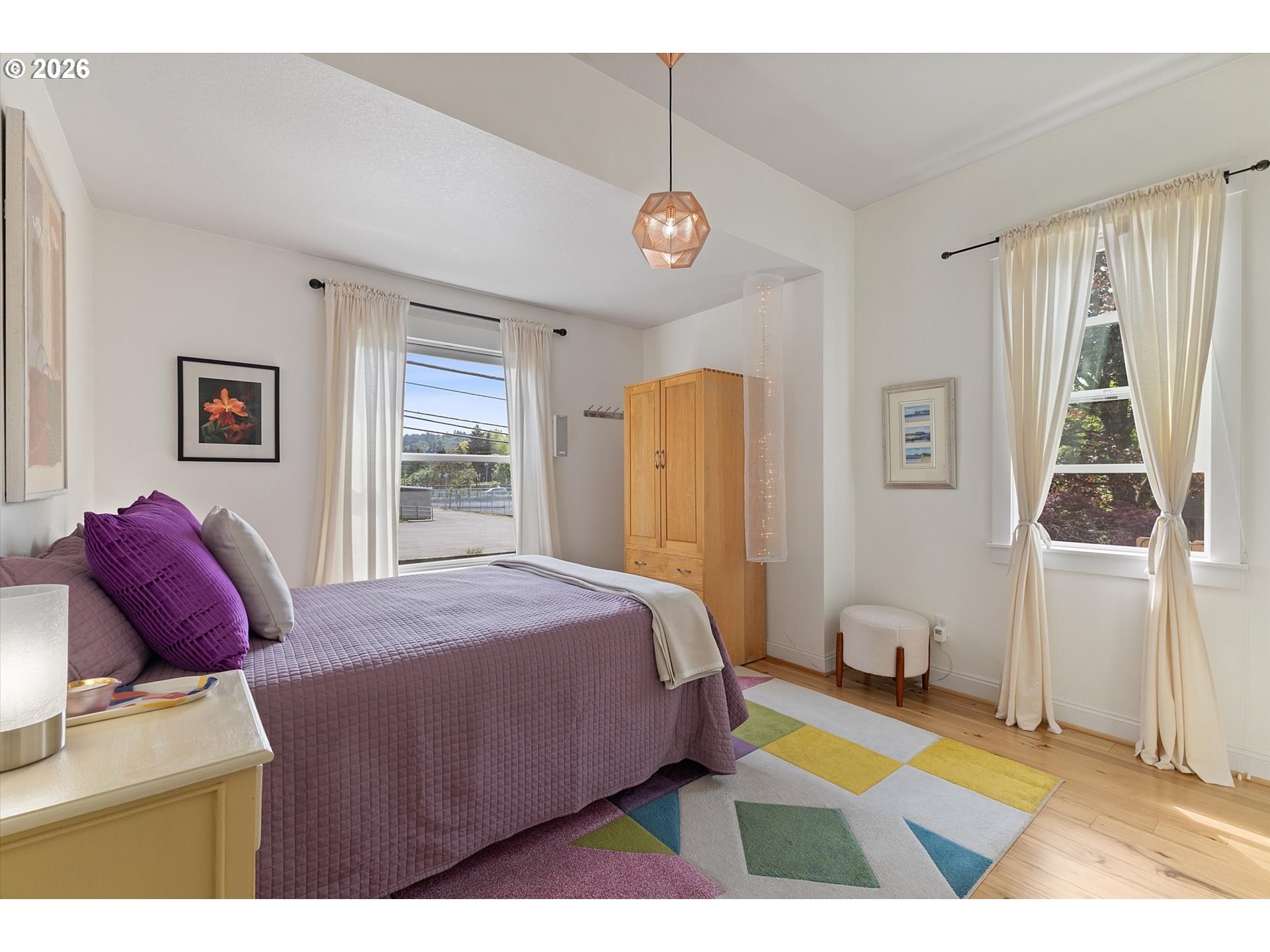 537 Southeast Spokane Street Portland, OR 97202 - Photo 12 of 48 Bedroom