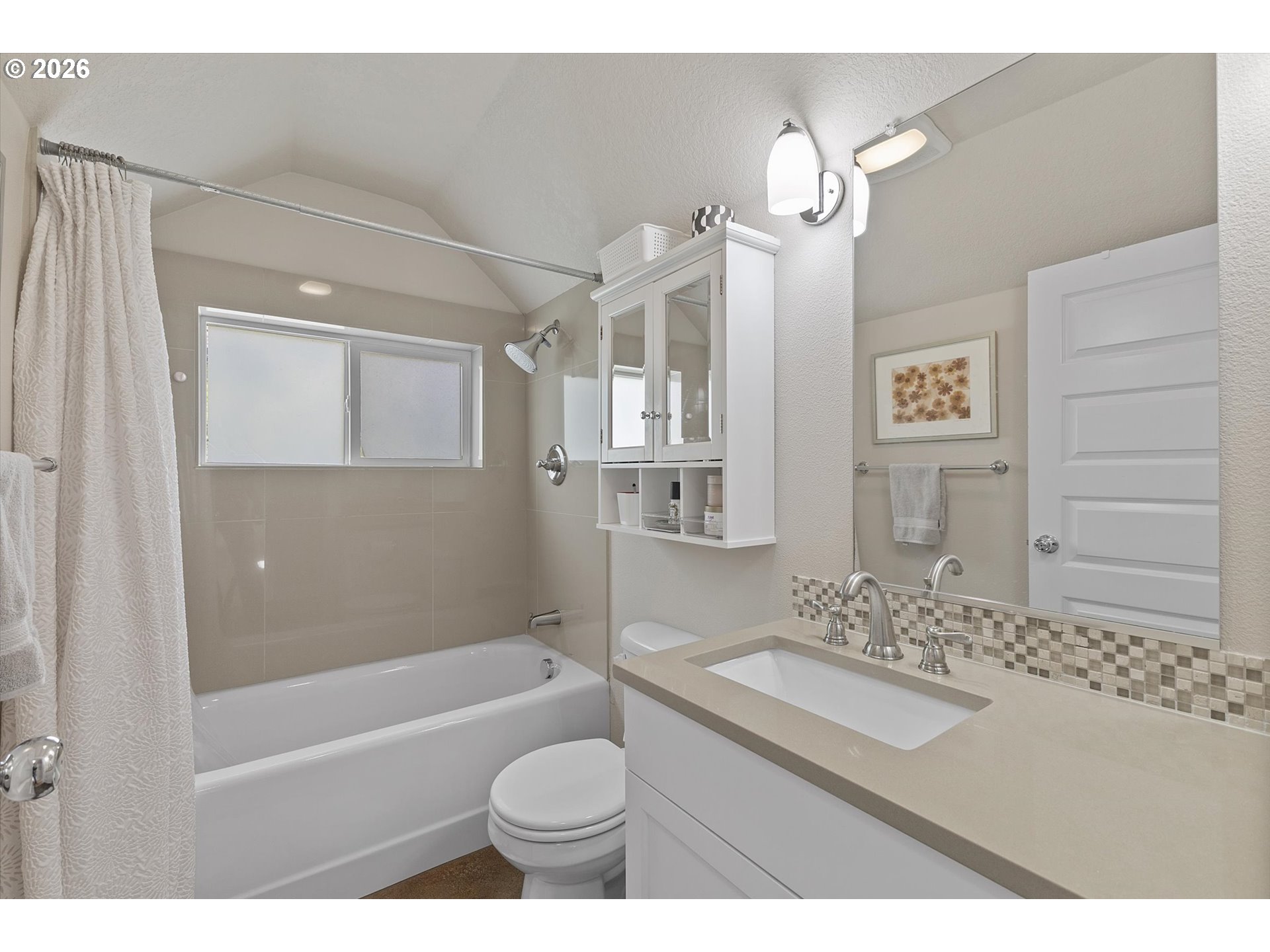 537 Southeast Spokane Street Portland, OR 97202 - Photo 22 of 48 Bathroom