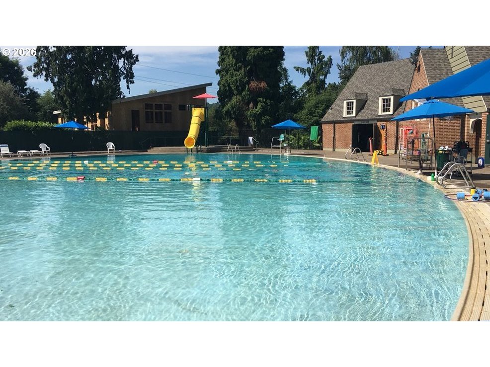 537 Southeast Spokane Street Portland, OR 97202 - Photo 46 of 48 Community Pool