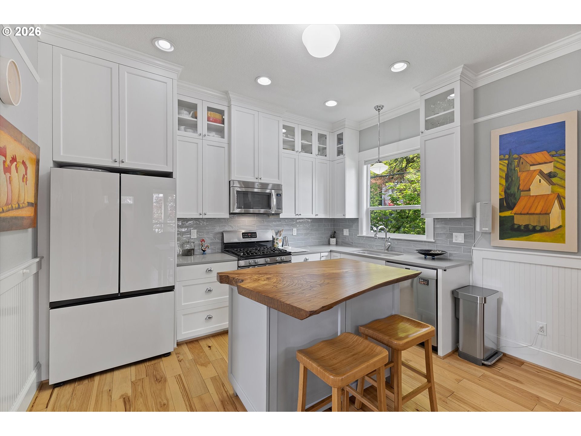 537 Southeast Spokane Street Portland, OR 97202 - Photo 6 of 48 Kitchen