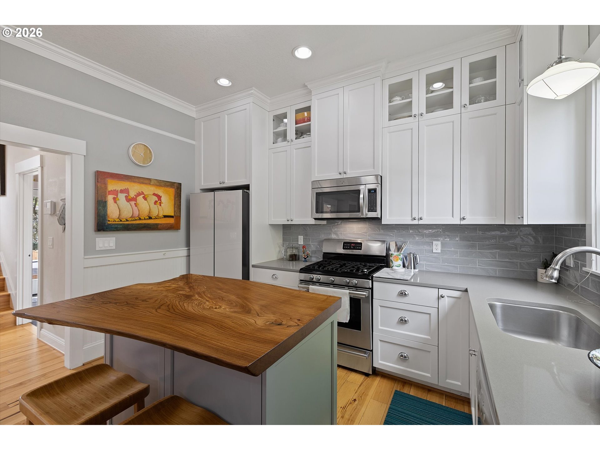 537 Southeast Spokane Street Portland, OR 97202 - Photo 8 of 48