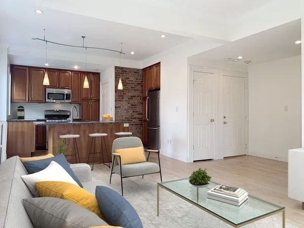 $3,200 | 57 Magazine Street, Unit 33, Cambridge, MA 02139