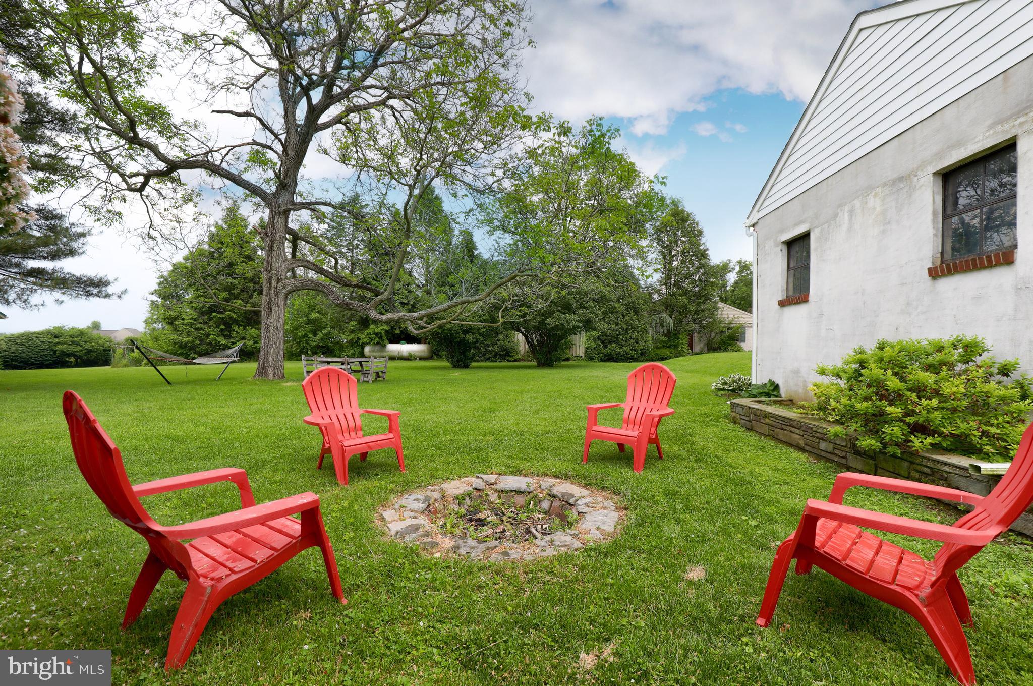 113 Chestnut Street Lititz, PA 17543 - Photo 5 of 19