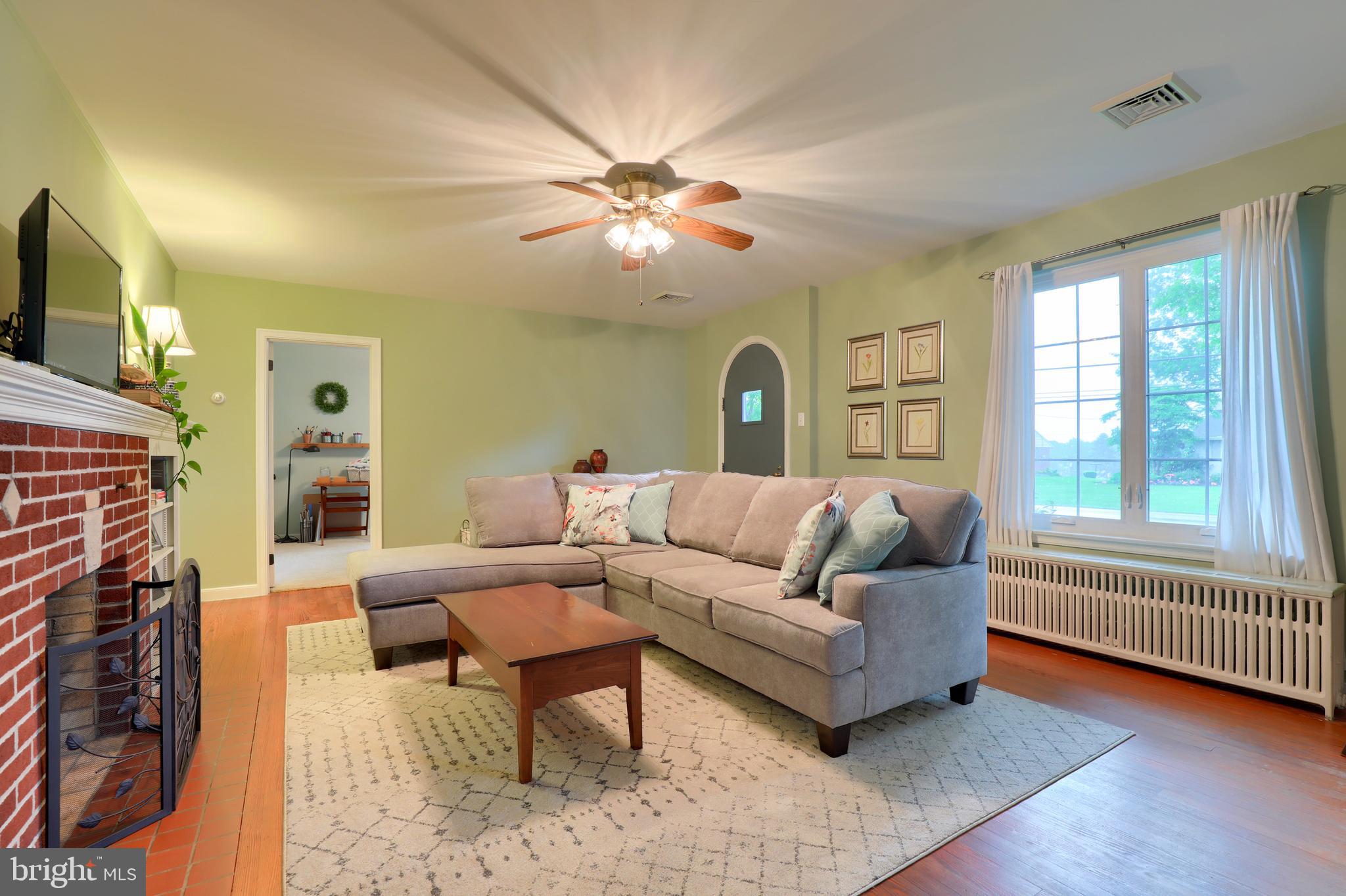 113 Chestnut Street Lititz, PA 17543 - Photo 10 of 19