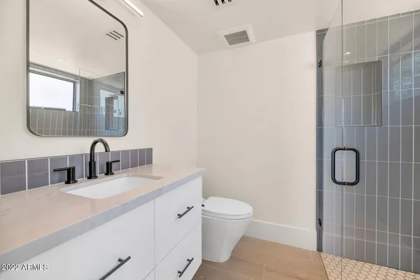 $34,995 | 4216 East Hazelwood Street, Phoenix, AZ 85018