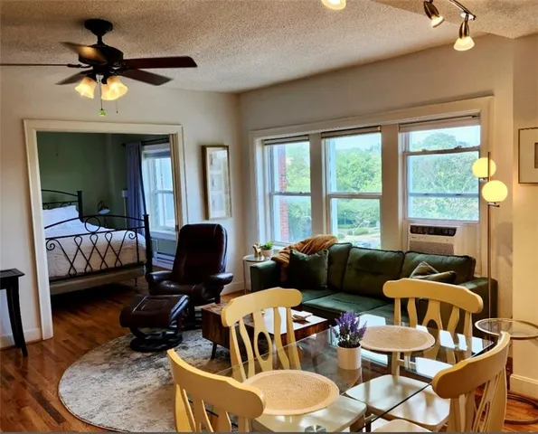 $100,000 | 323 Emanuel Cleaver II Blvd., Unit 6C, Kansas City, MO 64112