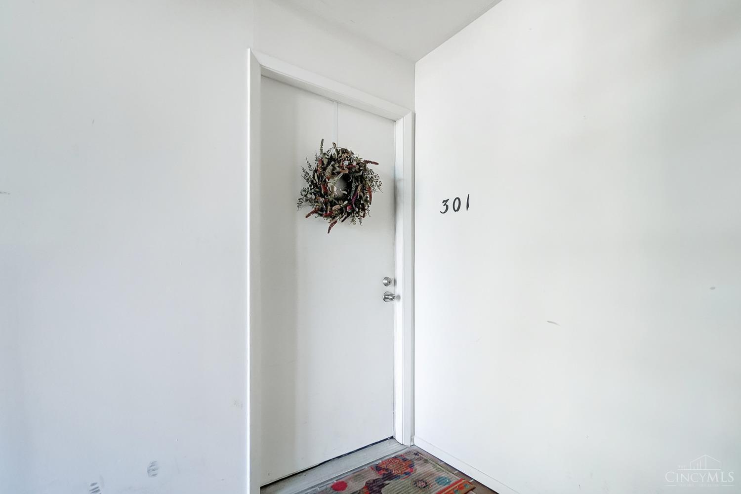 111 Ridge Road, Unit 301 Lebanon, OH 45036 - Photo 5 of 33 Gallery Image 5