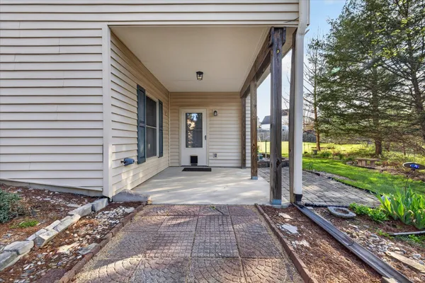 $409,900 | 1405 West Countryside Lane, Bloomington, IN 47403