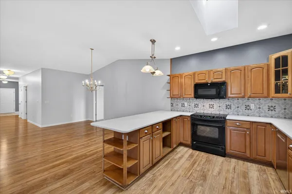 $409,900 | 1405 West Countryside Lane, Bloomington, IN 47403