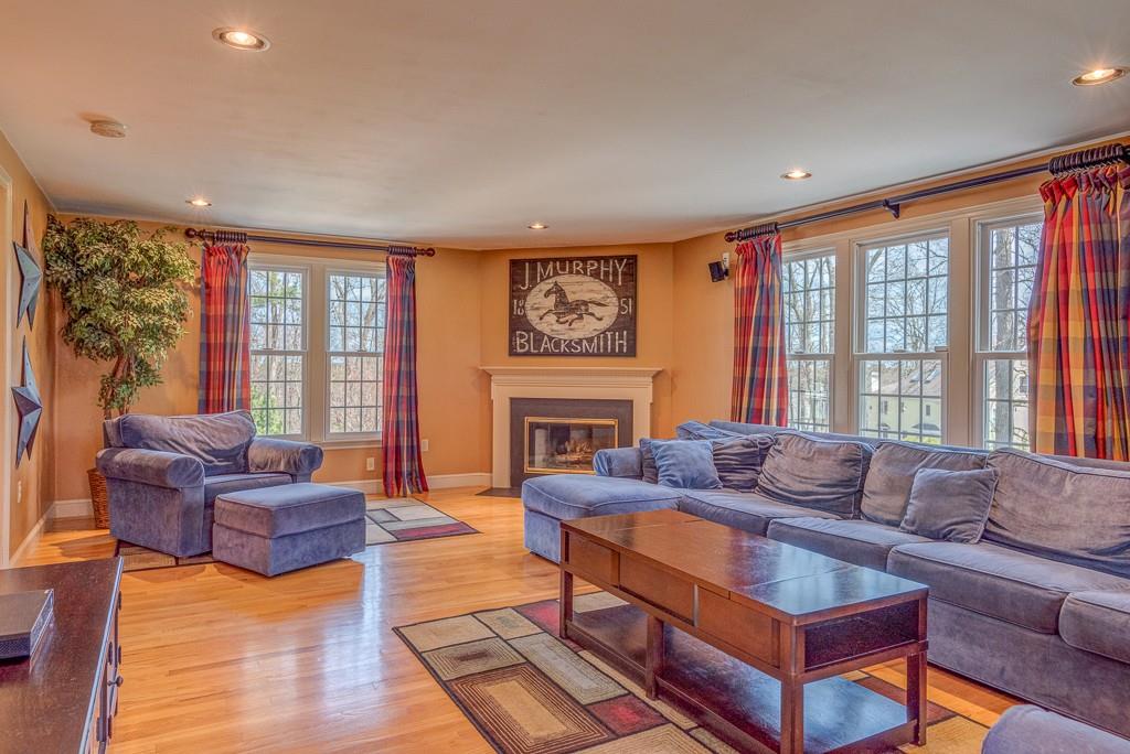 18 Long Hill Road Georgetown, MA 01833 - Photo 3 of 40 Gallery Image 3