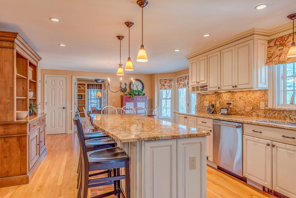 18 Long Hill Road Georgetown, MA 01833 - Photo 5 of 40 Gallery Image 5
