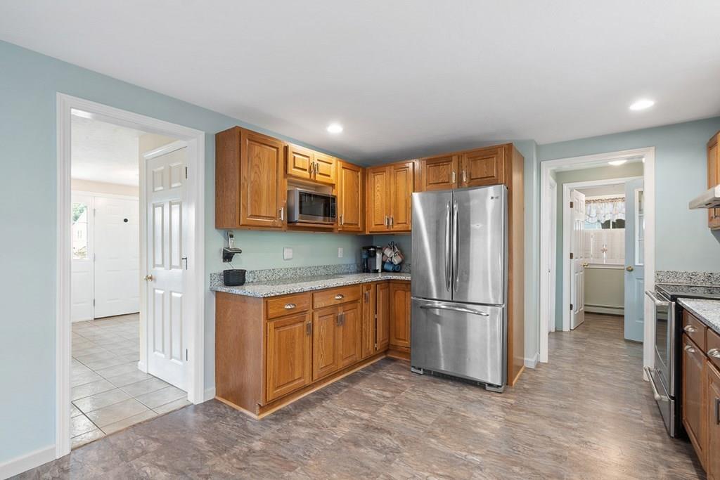 50 Ireta Road Shrewsbury, MA 01545 - Photo 3 of 28 Gallery Image 3