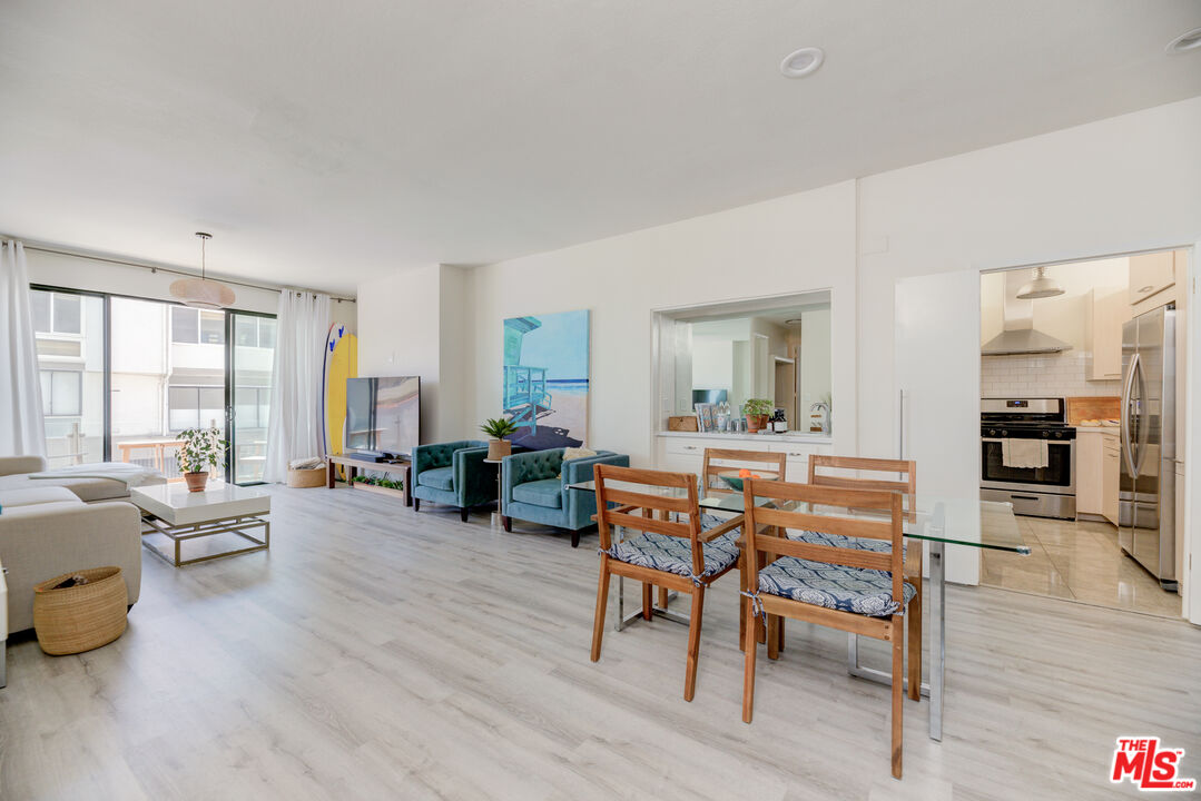 1 Northstar Street, Unit 103 Marina del Rey, CA 90292 - Photo 3 of 18