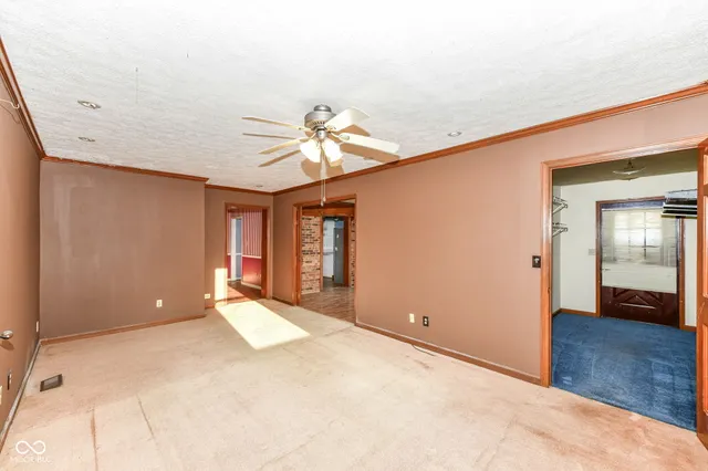 $324,900 | 6035 Buckskin Court, Indianapolis, IN 46250